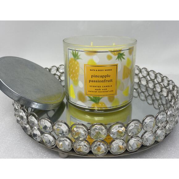 Bath & Body Works Pineapple Passionfruit Scented 3 Wick Candle - Picture 1 of 4